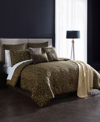 Hallmart Collectibles Jungle Nights 14-Pc Comforter Set, Created For Macy's | Mall of America® Hallmart Collectibles Jungle Nights 14-Pc Comforter Set, Created For Macy's | Mall of America®