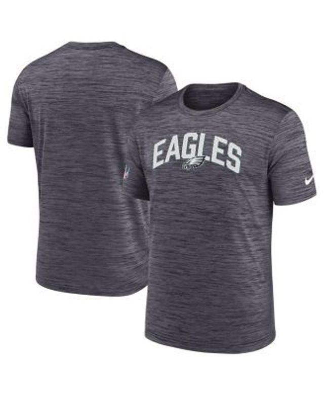 Nike / Men's Philadelphia Eagles Sideline Dri-FIT Team Issue Long Sleeve  Black T-Shirt