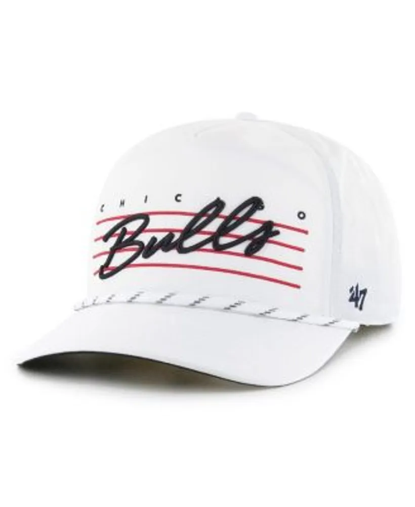 47 White Chicago Bulls Downburst Hitch Snapback Hat