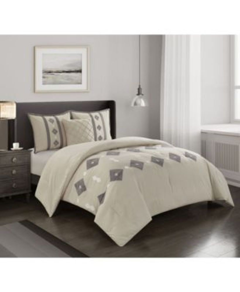 Nanshing America Benny 4 Piece Comforter Set, King | Hawthorn Mall