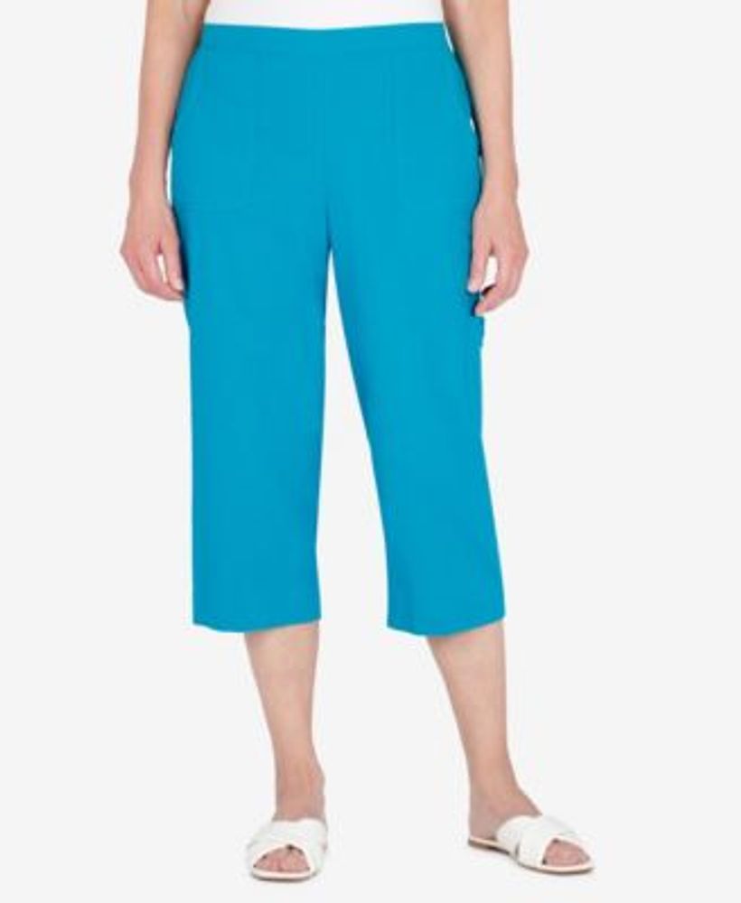 Petite Capri Pants With Pockets