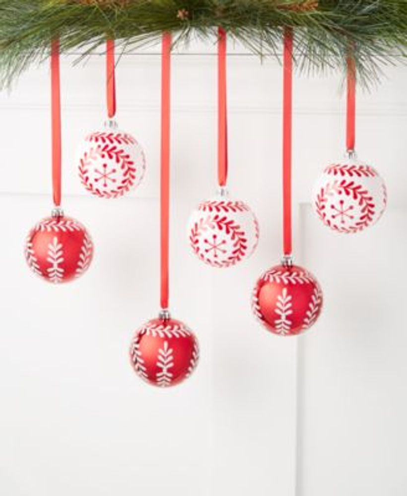 Christmas Cheer Ornament Set