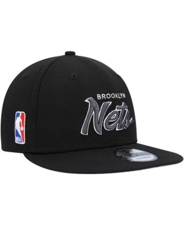 New Era Men's Black Baltimore Ravens Script Trucker 9FIFTY Snapback Hat