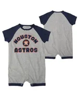 Outerstuff Newborn & Infant Heather Gray St. Louis Cardinals Extra Base Hit Raglan Full-Snap Romper