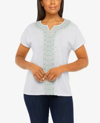 Petite Coconut Grove Center Geo Embroidery Short Sleeve Top