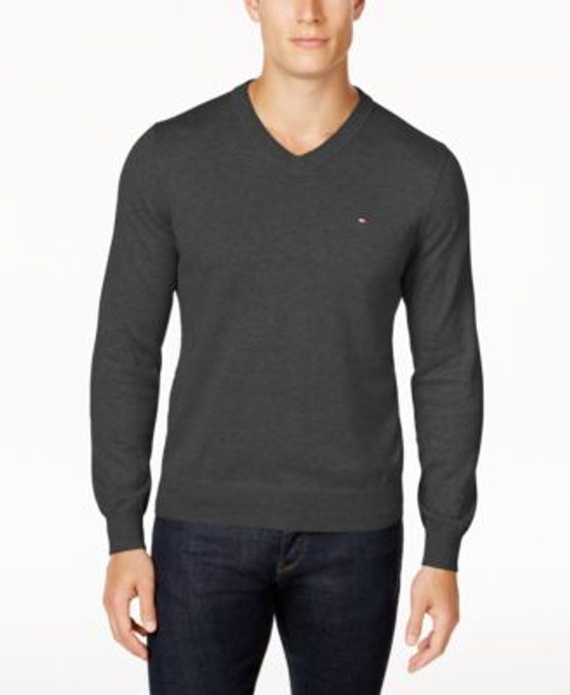Het is de bedoeling dat ONWAAR onderdak Tommy Hilfiger Men's Signature Solid V-Neck Sweater, Created for Macy's |  Connecticut Post Mall