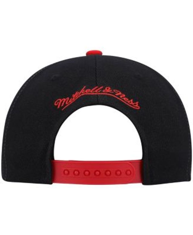 Mitchell & Ness Men's White Miami Heat Hardwood Classics Swingman Pop Snapback  Hat - Macy's