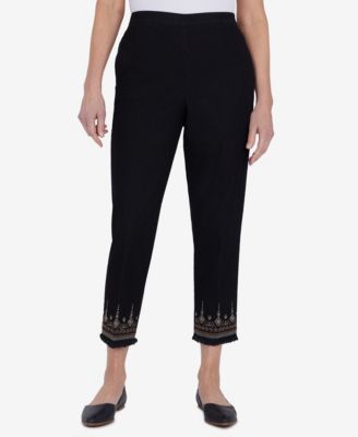 Petite Second Nature Pull-On Embroidered Ankle Jeans