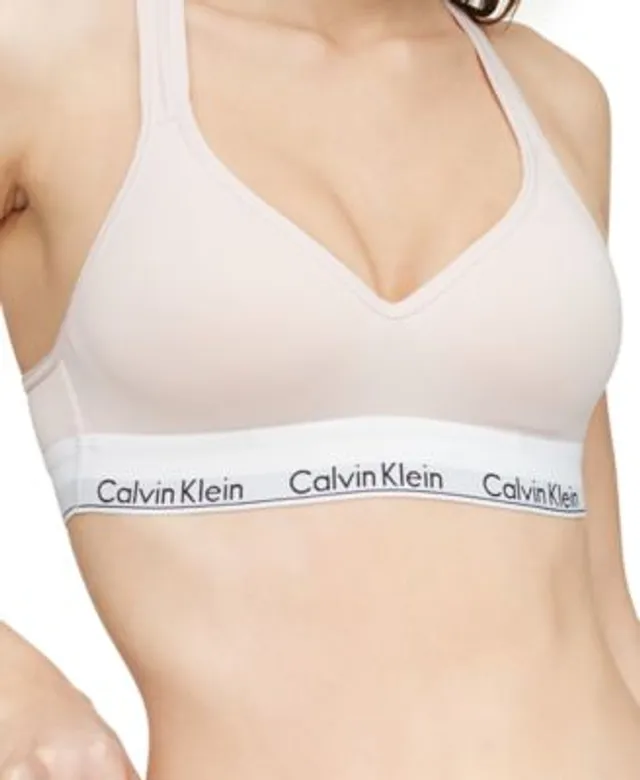 Schuldig tarwe passend Calvin Klein Women's Athletic Lightly Lined Triangle Bralette QF7186 | The  Shops at Willow Bend