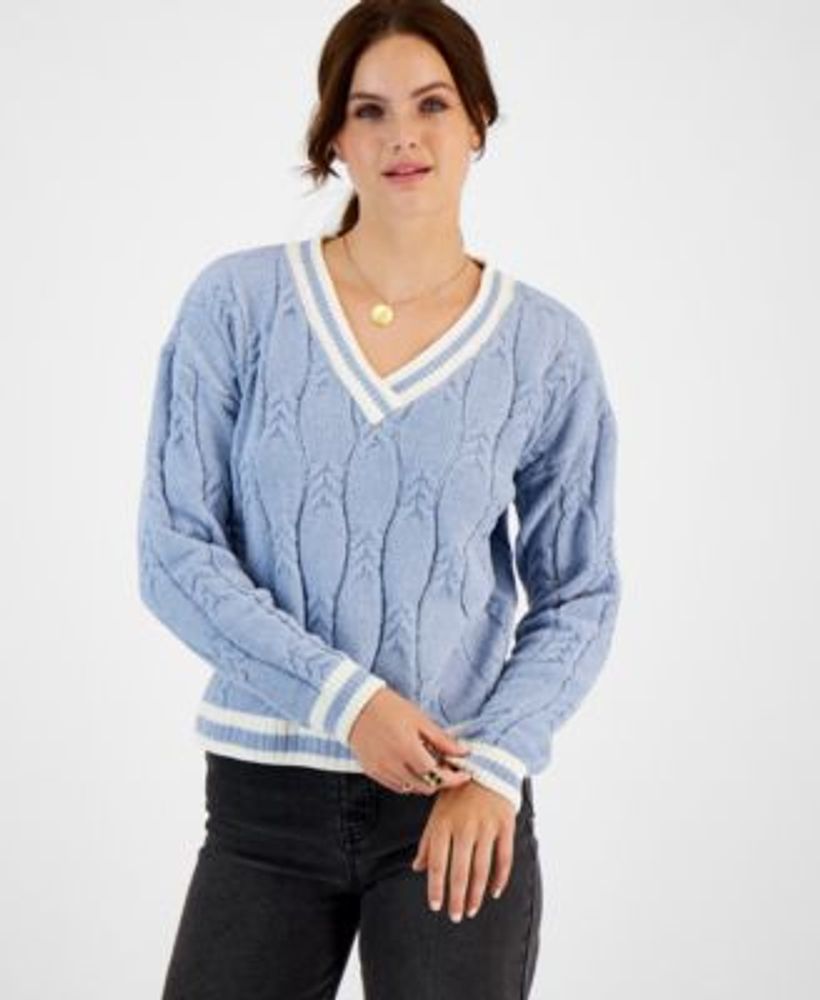 Juniors' V-Neck Cable-Knit Sweater