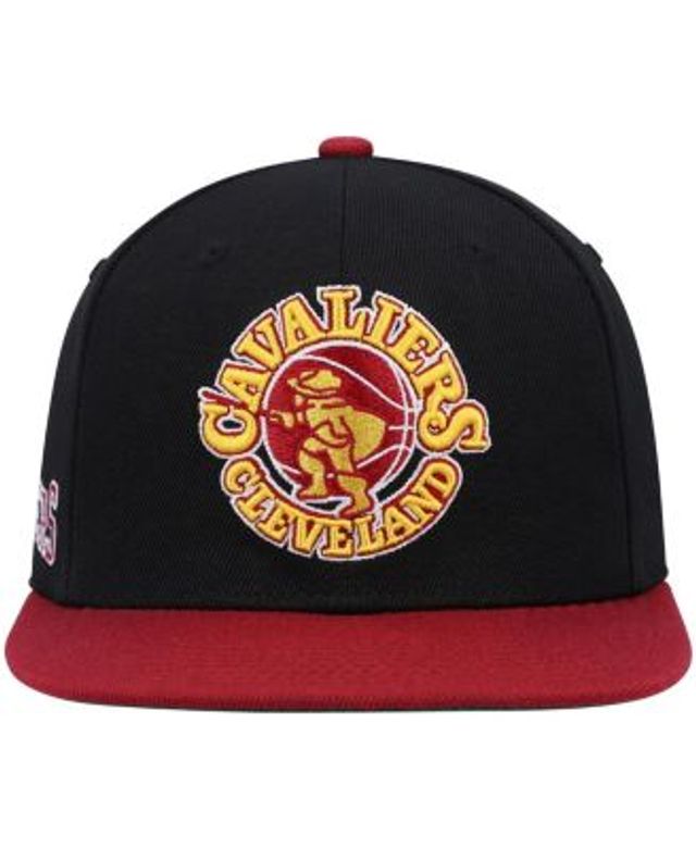 MITCHELL & NESS NBA CLEVELAND CAVALIERS WHITE WITH RED HAT/CAP SNAPBACK  ADJEST