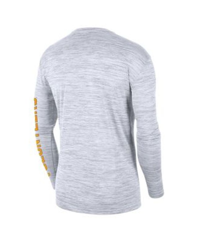 Nike / Men's Chicago Bears Sideline Legend Velocity White Long Sleeve T- Shirt