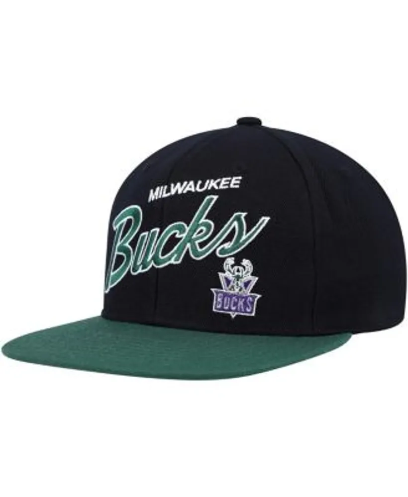 Men's Milwaukee Bucks New Era Green Official Team Color 59FIFTY Fitted Hat