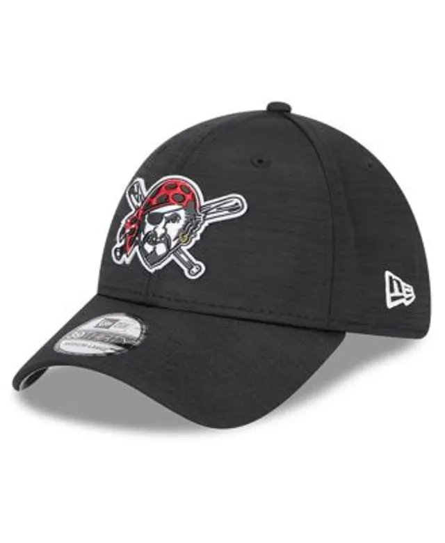 Pittsburgh Pirates New Era 2023 Clubhouse 59FIFTY Fitted Hat - Gray