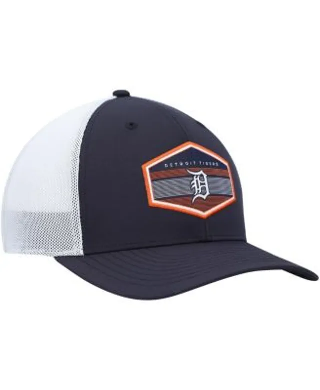 Men's '47 Navy/White Boston Red Sox Burgess Trucker Snapback Hat