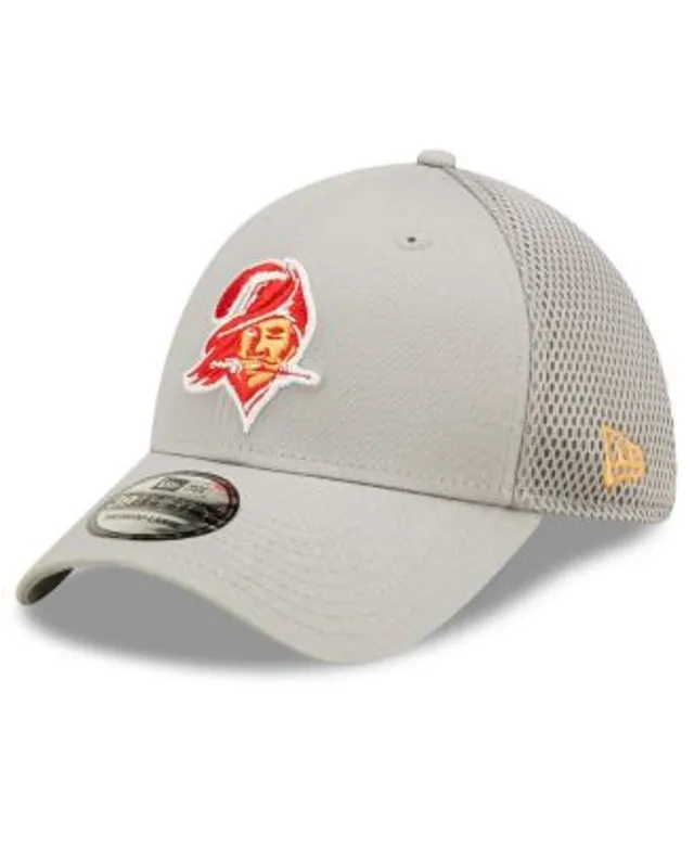 Tampa Bay Buccaneers THROWBACK TEAM-BASIC SNAPBACK Red-White Hat