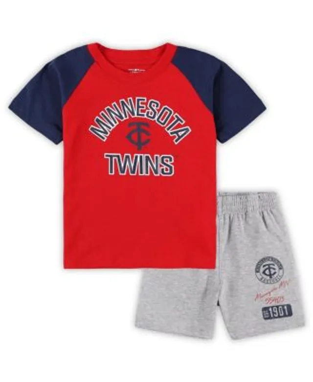 Outerstuff Infant Boys and Girls Red Heather Gray Chicago Cubs Ground Out  Baller Raglan T-shirt Shorts Set