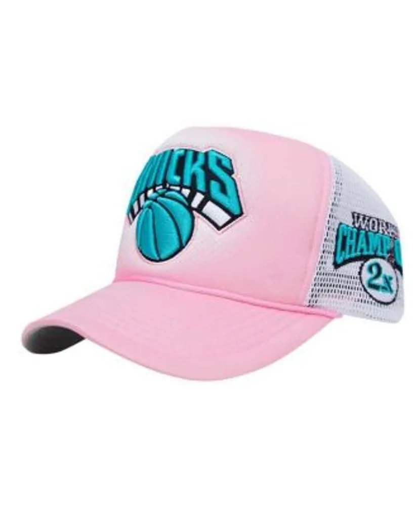 Pro Standard Unisex New York Yankees Snapback Hat in Pink