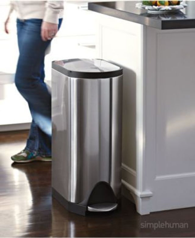  simplehuman 55 Liter / 14.5 Gallon Rectangular Hands-Free  Kitchen Step Trash Can with Soft-Close Lid, Brushed Stainless Steel : Home  & Kitchen