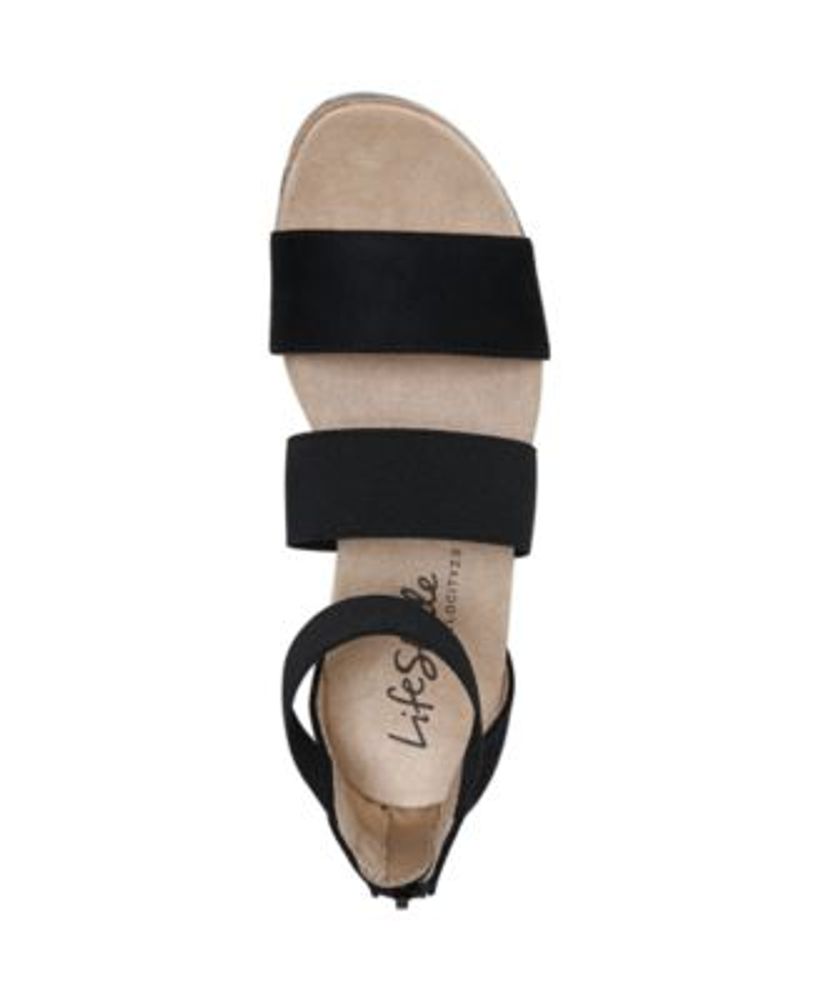 Zee Sandal Strappy Sandals