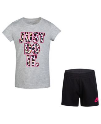 Little Girls on the Spot Shorts and T-shirt, 2 Piece Set