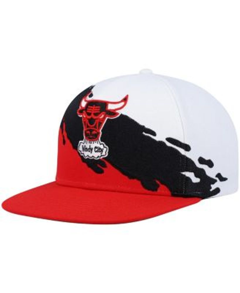 Men's Chicago Bulls Mitchell & Ness Black Hardwood Classics Earthquake Snapback  Hat