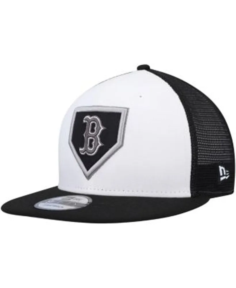 New Era Men's White, Black Boston Red Sox 2022 Clubhouse Trucker 9FIFTY  Snapback Hat