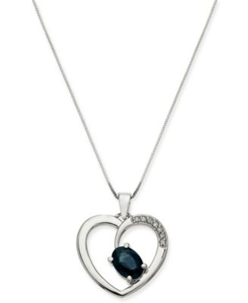 Diamond Heart Pendant in 14k White Gold (1/6 ct. tw.)