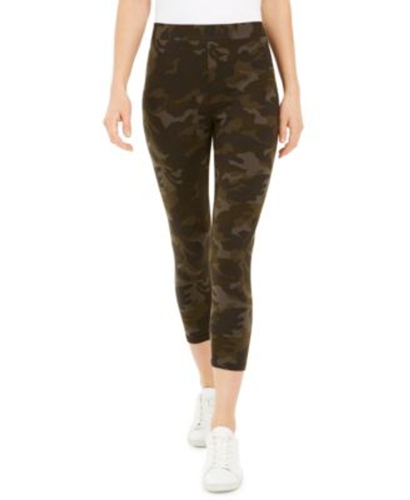 Style u0026 Co Women's Printed Capri Leggings, Created for Macy's | Dulles Town  Center