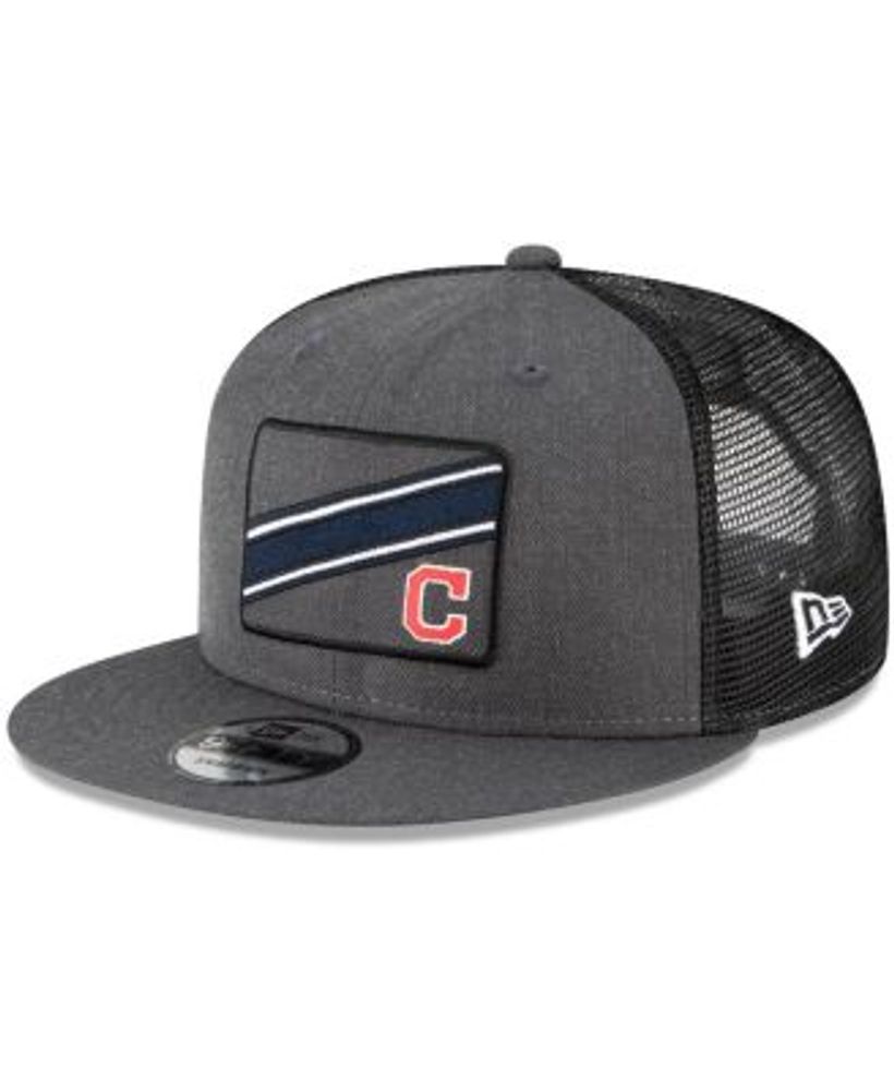 Men's New Era Black Chicago Cubs Trucker 9FIFTY Snapback Hat