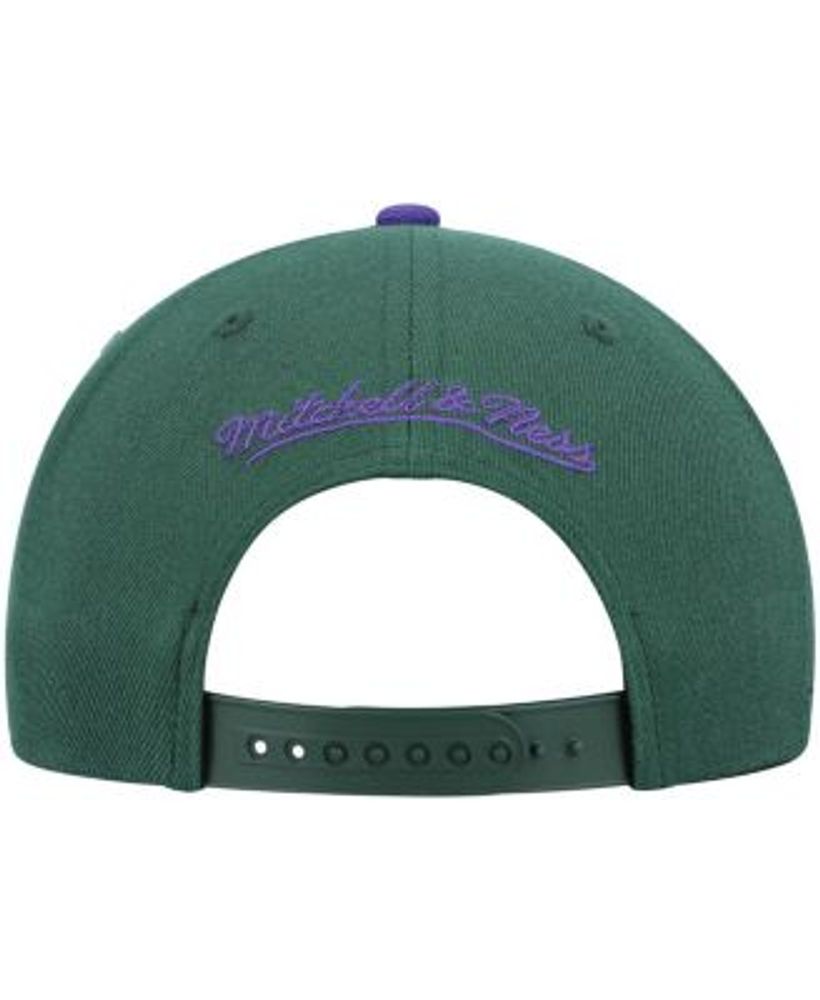 Mitchell & Ness Men's Milwaukee Bucks Two Tone Hardwood Classic Snapback Hat