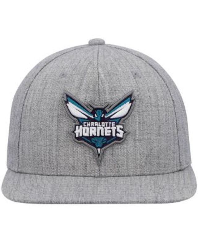 Men's Mitchell & Ness Teal Charlotte Hornets Ground 2.0 Snapback Hat