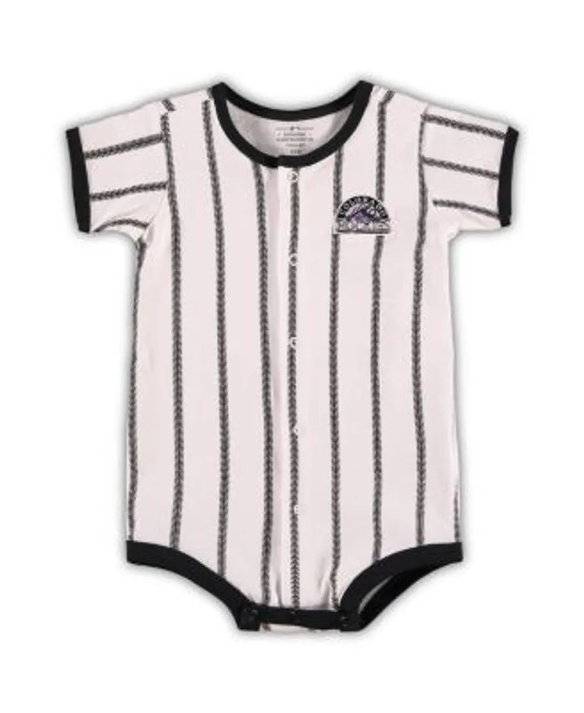 Infant New York Yankees White Pinstripe Power Hitter Coverall