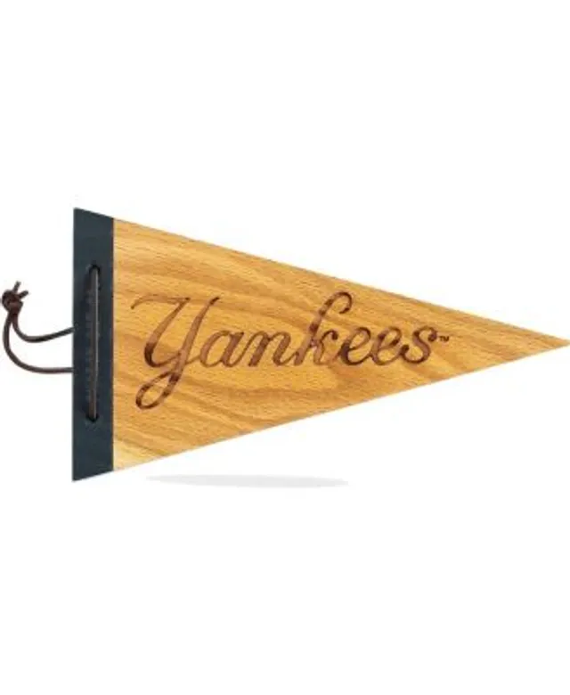 New York Yankees WinCraft 13 x 32 Retro Logo Pennant