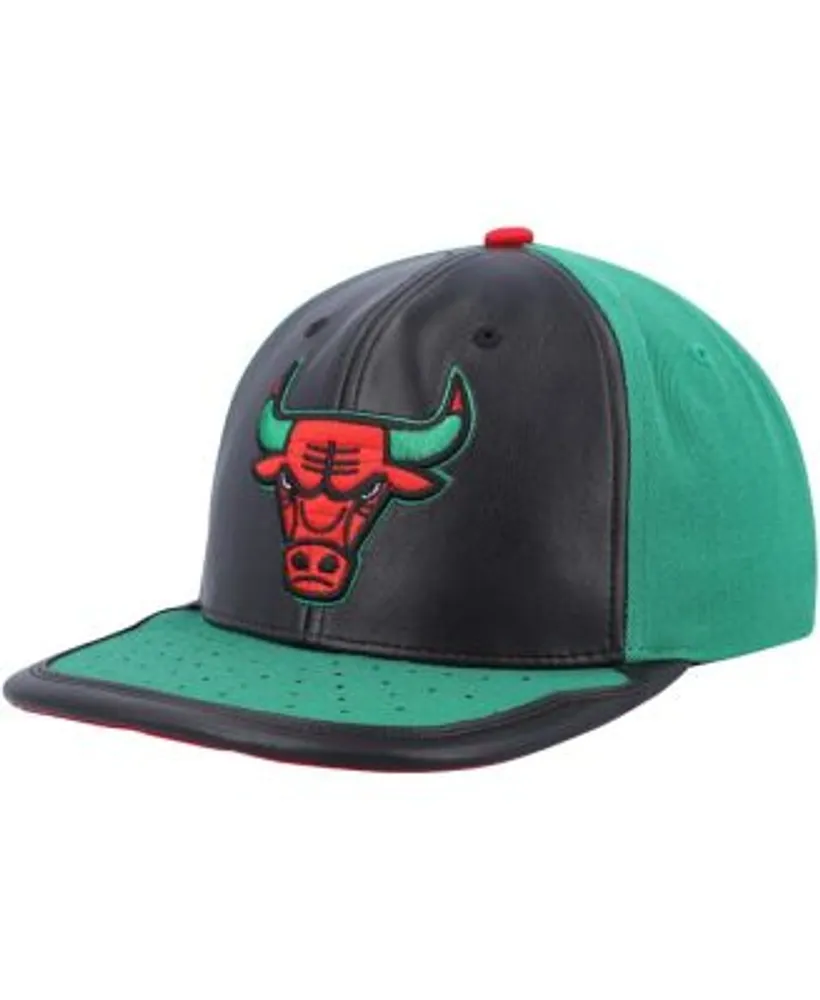 Mitchell & Ness Chicago Bulls Snapback Hat Cap White/Red/Black Letter & Red  Logo