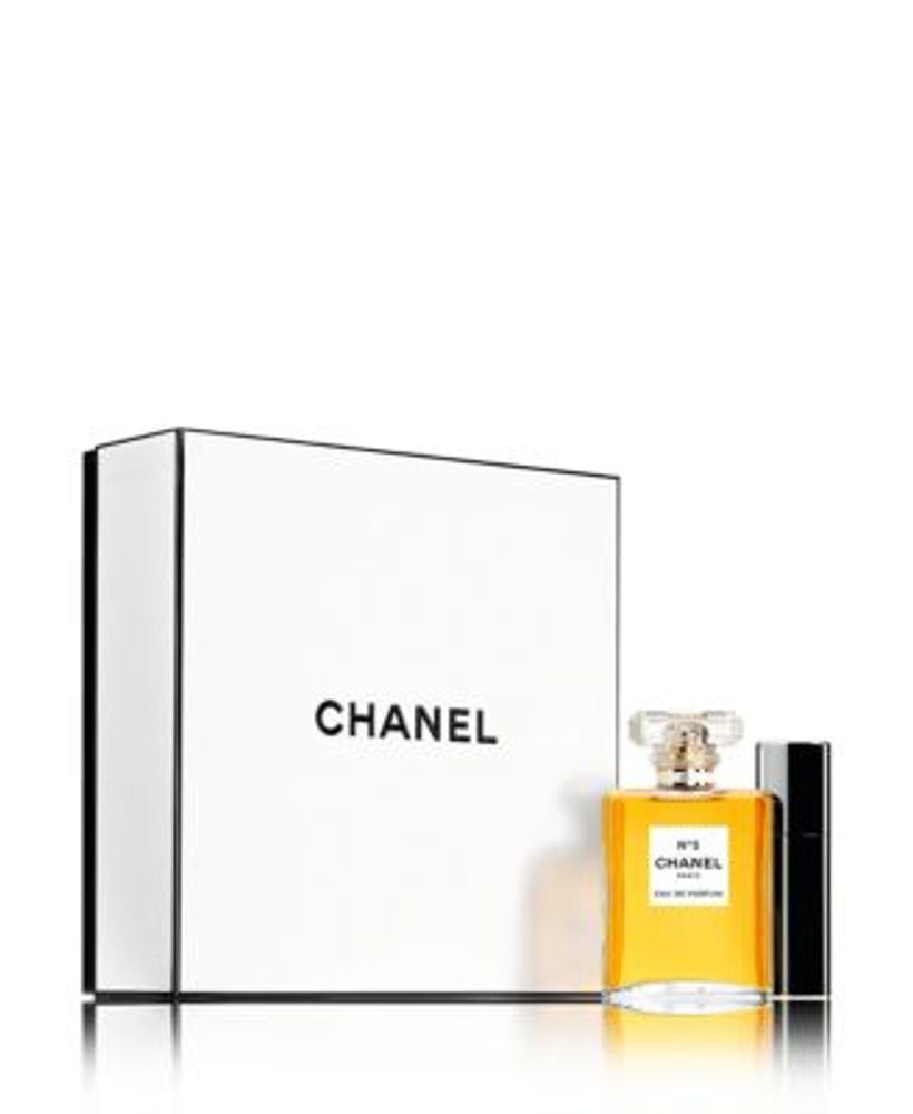 CHANEL Eau de Parfum Gift Set | Connecticut Post Mall