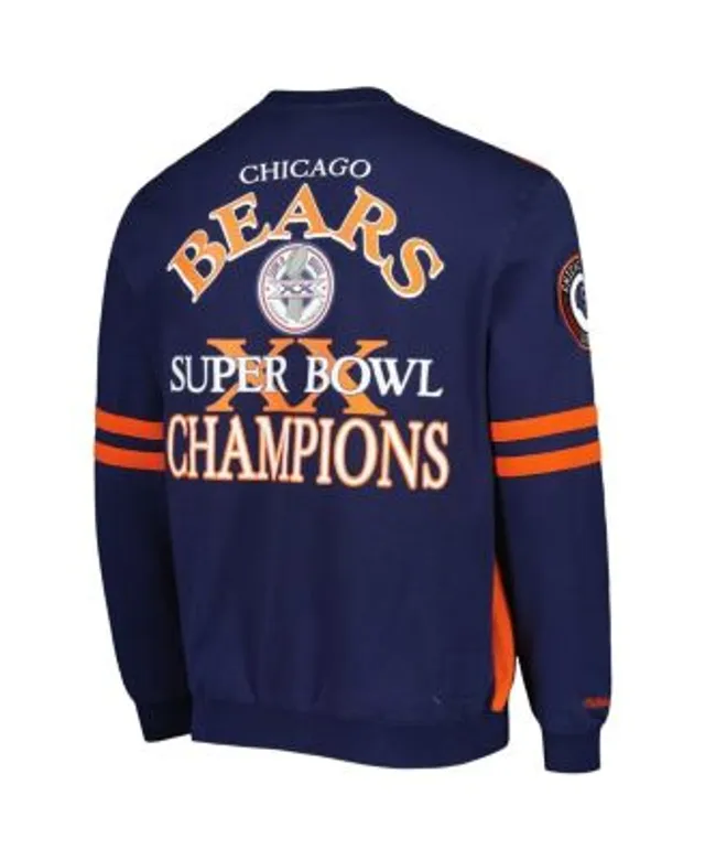 Antigua Men's Navy Chicago Bears Brigade Quarter-Zip Sweatshirt