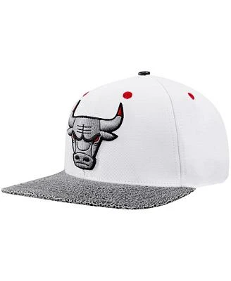 Men's White Chicago Bulls Hook Elephant Snapback Hat