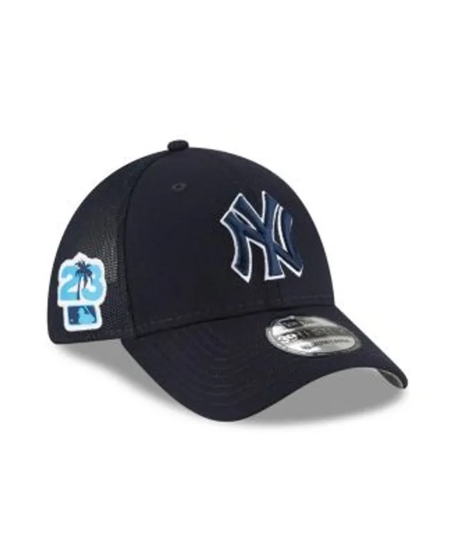 New York Yankees '47 2023 Spring Training Reflex Hitch Snapback Hat -  Charcoal