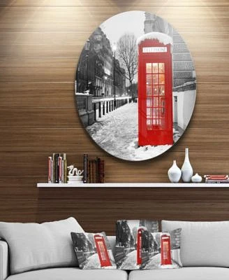 Designart 'Red London Telephone Booth' Ultra Glossy Cityscape Metal Circle Wall Art - 23" x 23"