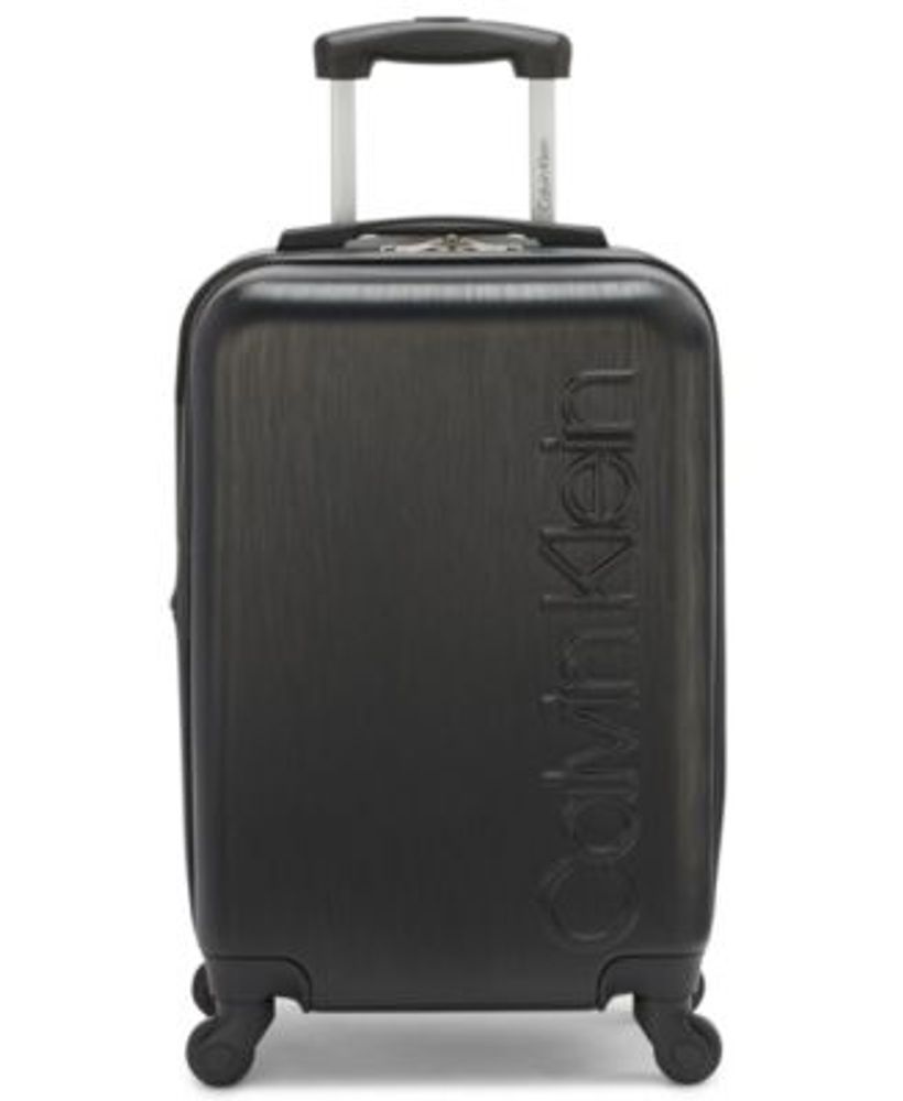 Ass Zoek machine optimalisatie Voorbijganger Calvin Klein All Purpose 21" Upright Luggage | Connecticut Post Mall