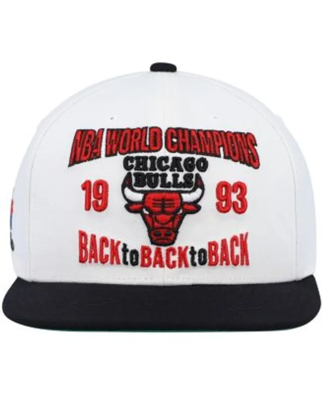 Chicago Bulls Mitchell & Ness 1997 NBA Finals Champions Trucker Snapback  Adjustable Hat - White