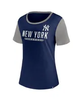 New York Yankees Fanatics Branded Women's Mound T-Shirt - Navy