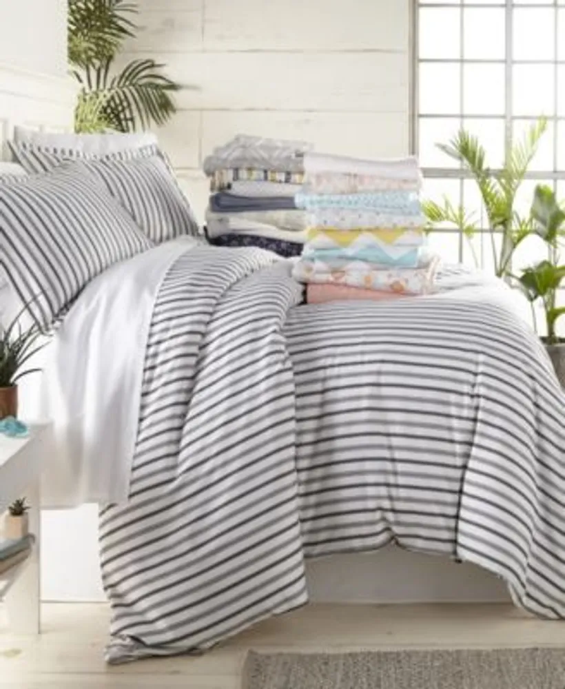 Lucid Dreams Patterned Duvet Cover Set By The Home Collection