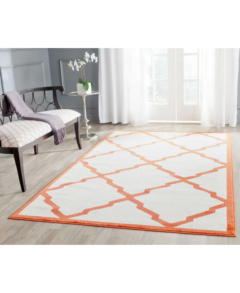 Safavieh Amherst AMT421 Beige and Orange 6' x 9' Area Rug