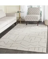 Safavieh Amherst AMT429 Ivory and Gray 5' x 8' Area Rug