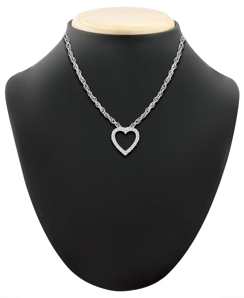 Diamond Heart Pendant Necklace in 14k White Gold (1/10 ct. t.w.)