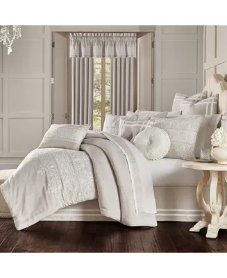 J Queen New York Lauralynn 4-Pc. Comforter Set