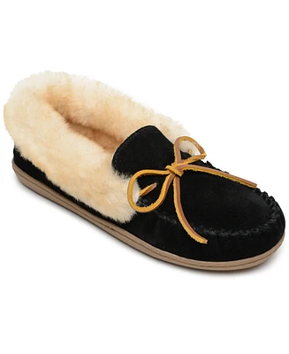 Minnetonka Women's Alpine Sheepskin Slippers