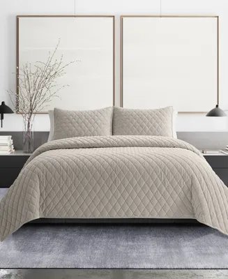 Closeout! Vera Wang Diamond Velvet Reversible 3 Piece Quilt Set, Queen